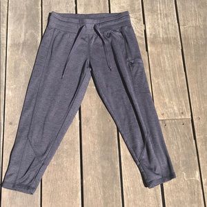 Champion 6/8 sweats with zipper
